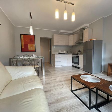 Apartament Przy Cieplickich Tezniach Jelenia Góra Екстериор снимка