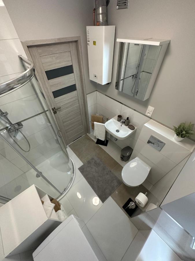 Apartament Przy Cieplickich Tezniach Jelenia Góra Екстериор снимка