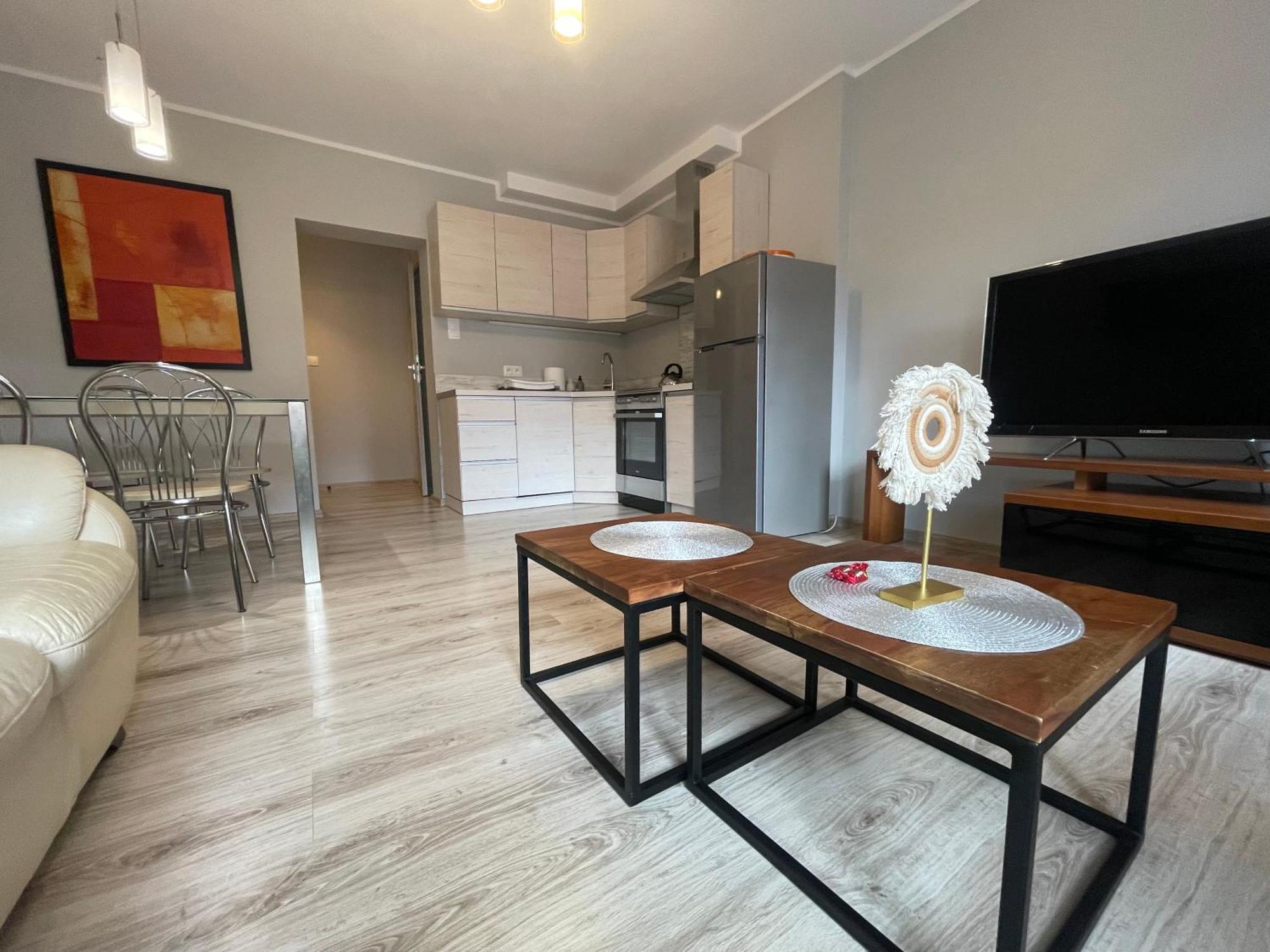 Apartament Przy Cieplickich Tezniach Jelenia Góra Екстериор снимка