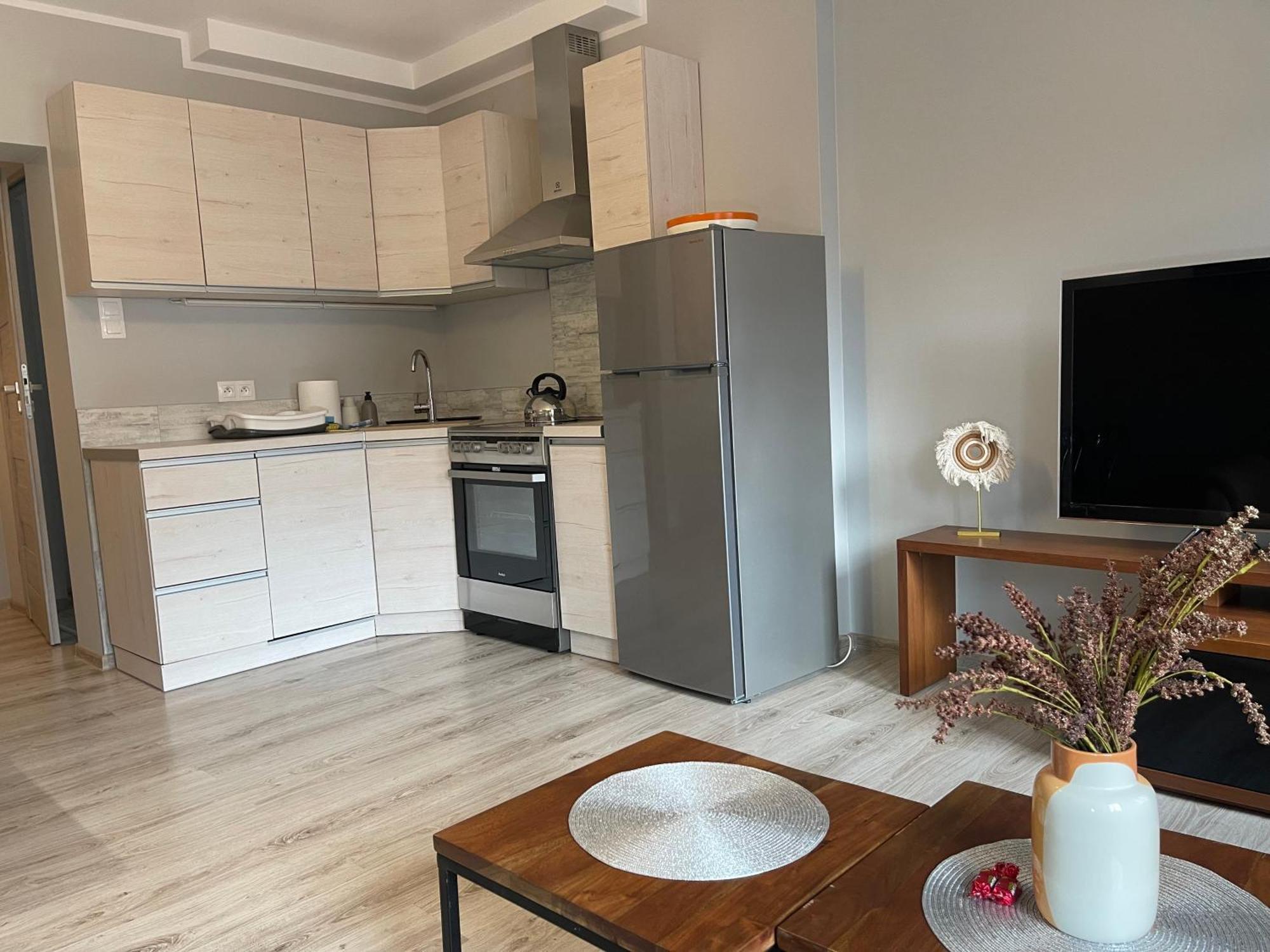 Apartament Przy Cieplickich Tezniach Jelenia Góra Екстериор снимка