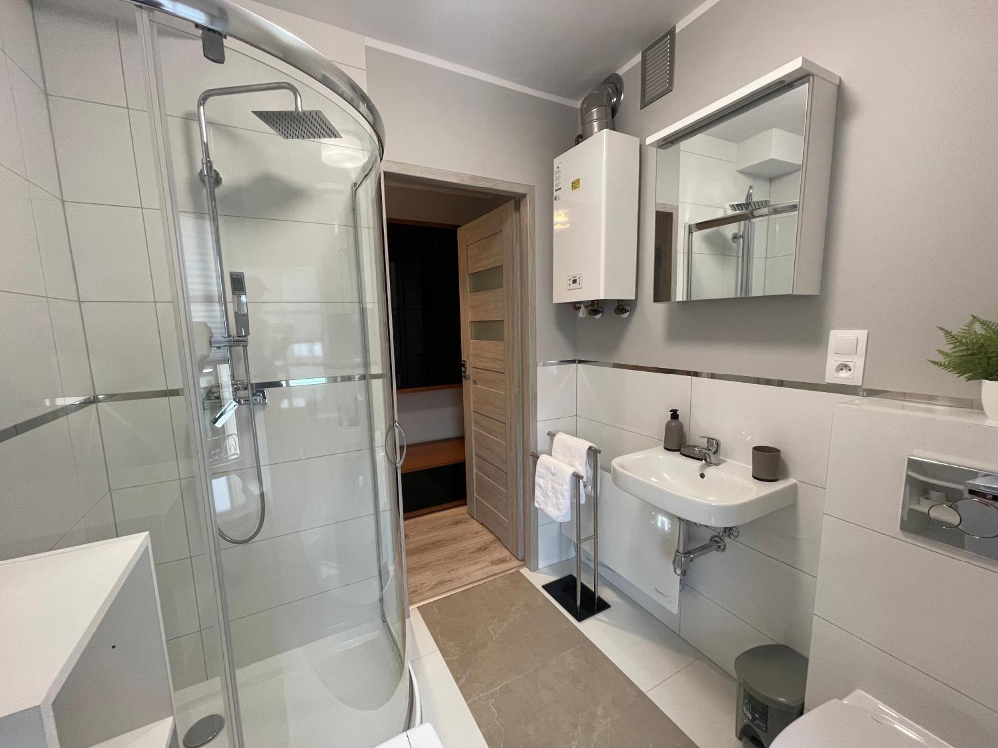 Apartament Przy Cieplickich Tezniach Jelenia Góra Екстериор снимка