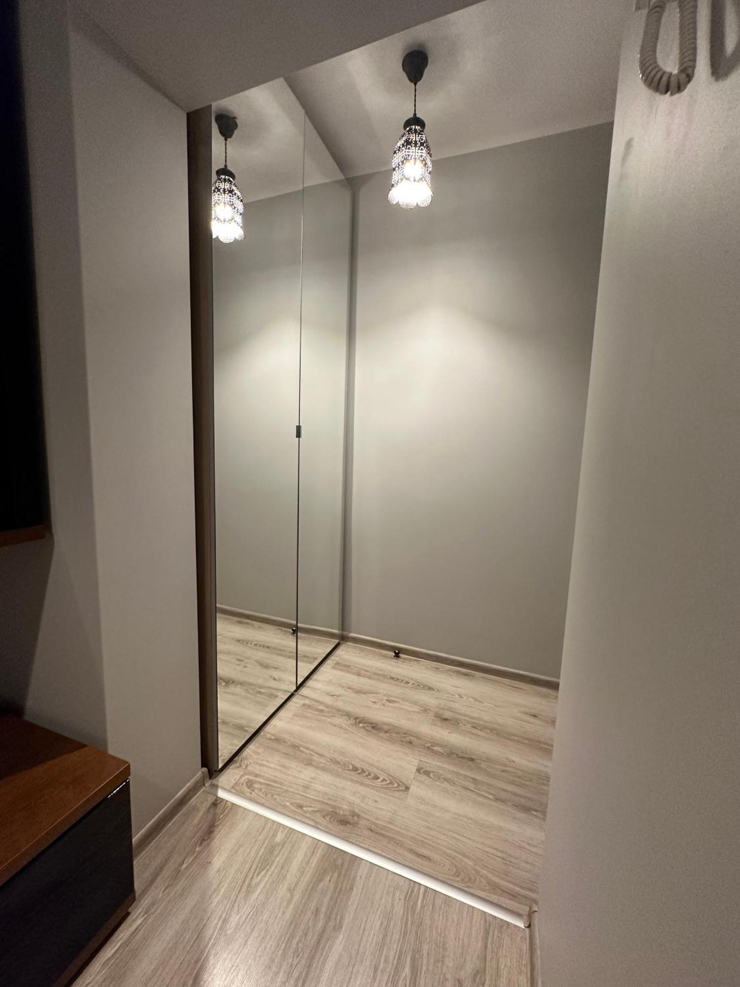 Apartament Przy Cieplickich Tezniach Jelenia Góra Екстериор снимка